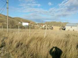 Участок ровный, сухой.Тихий спокойный район, недалеко гостиница...