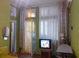 Сдаётся отдельный номер в небольшом частном доме. Советская 68. До...