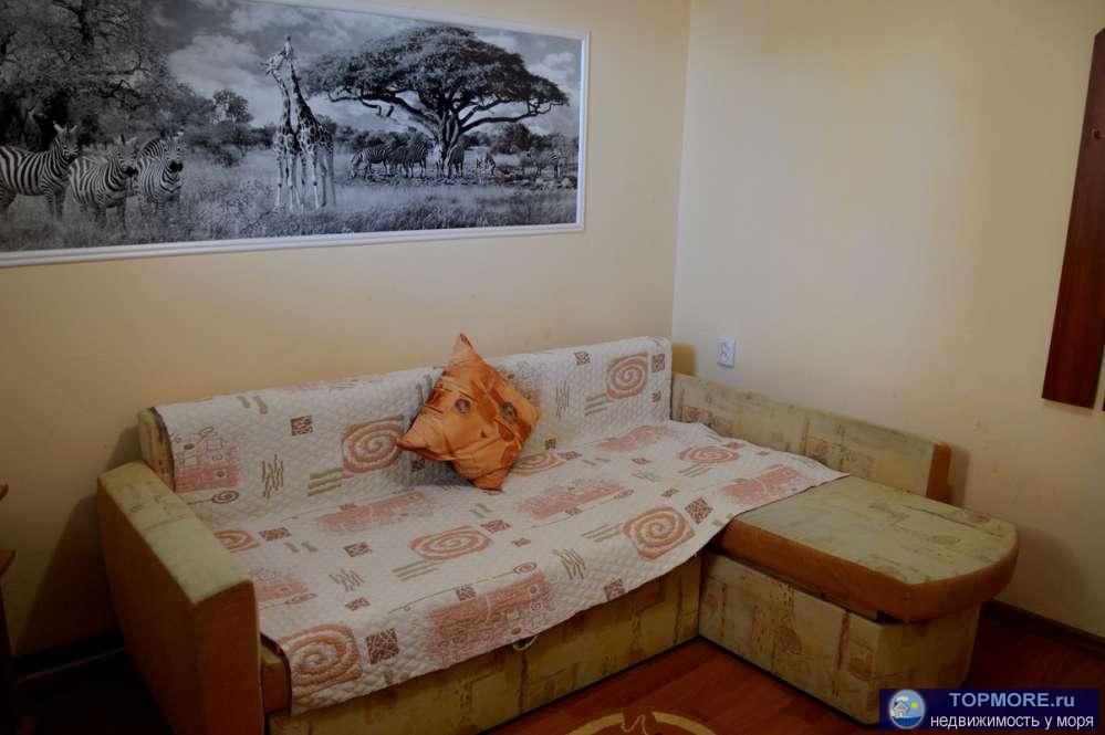 Сдается 2-х. этажный домик со всеми удобствами, в домике 3 комнаты, на 1 этаже кухня и 1 комната (2 спальных места),... - 16