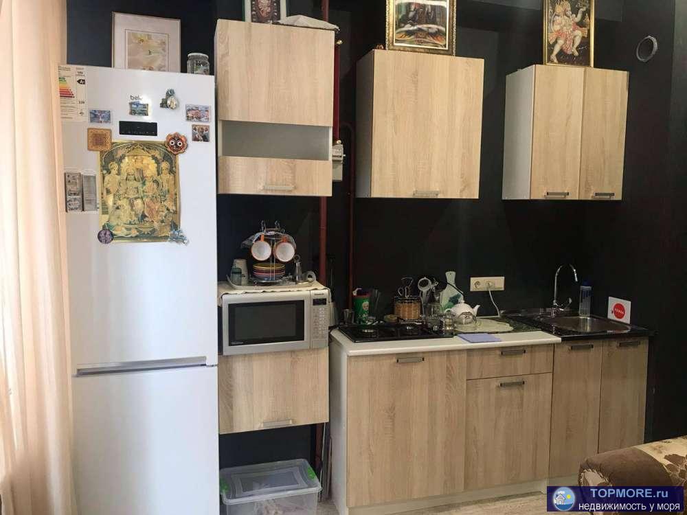 До моря 900 метров. Квартира с новым, хорошим ремонтом. Готова для проживания. Угловая, светлая с балконом.  Дом... - 1