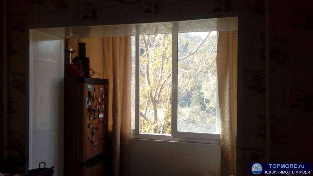 Квартира в Хосте с хорошим ремонтом. Развитая инфраструктура района. Рядом магазины, школа, детский сад, кафе,... - 2