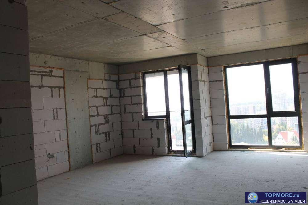 Квартира в современном жилом комплексе в самом центре города Сочи. Свободная планировка, есть балкон, вид на море и...