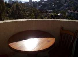 Продается светлая уютная квартира на Светлане с ремонтом и мебелью....