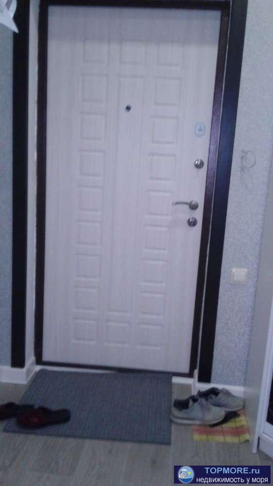 Продам квартиру с  ремонтом, мебелью. Отличный  жилой комплекс. Большая придомовая  территория,  детская  площадка,... - 2