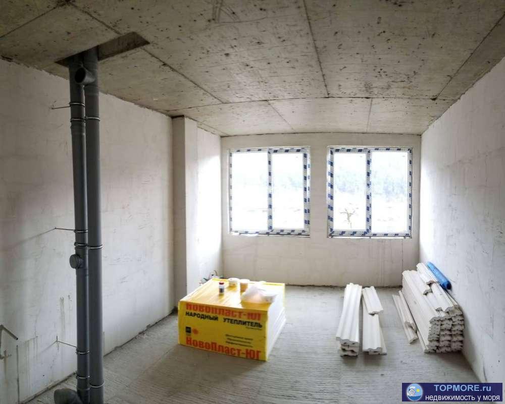 Продам студию в доме комфорт класса с предчистовой отделкой и разведенными коммуникациями. Свет, вода, сантехника,...