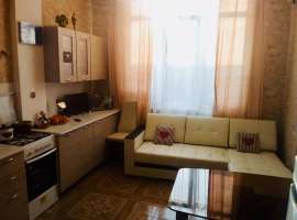 Большая двухкомнатная квартира, с ремонтом, мебелью, техникой....