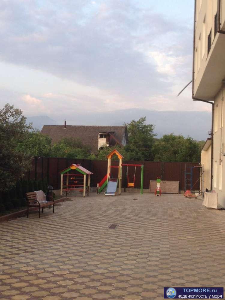 Продается хорошая 1-к квартра в Веселом по улице Мира. По планеровке полуторка. Сделан свежий ремонт. Благоустроенная...