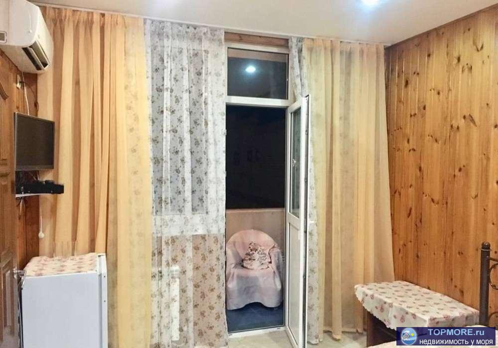 Уютная студия в центре Адлера Мебель, техника, большая лоджия - 1