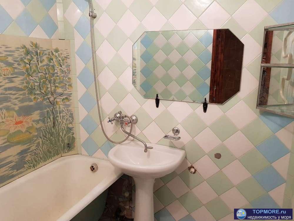 Дом расположен в центре с. Веселое. Старый фонд. выполнен качественный ремонт. Трехкомнатная квартира с ремонтом и... - 2