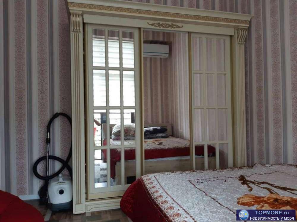 Просторная квартира на побережье в Адлере Квартира расположена в новом комплексе бизнес-класса. Находится на 7-м...