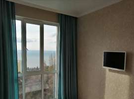 Продам квартиру на Бытхе. до моря 800 м.
Квартира евротрешка. Дом...