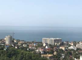 Продаю шткарную светлую сухую квартиру в замечательном районе...