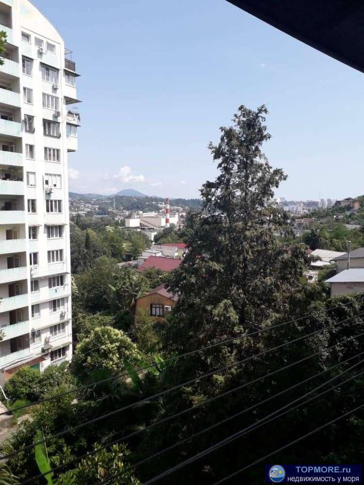 Продаю 3-комнатную квартиру  Квартира в нормальном состоянии, с мебелью и бытовой техникой, комнаты раздельные.... - 2