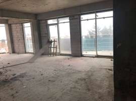 Просторная Квартира с балкономи  и с шикарным видом на море. Дом...