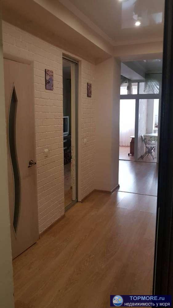 Продаю полноценную двухкомнатную квартиру в Сочи, в одном из самых развитых районов Адлера. В квартире сделан...