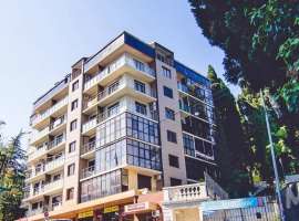 Продается 2-комнатная квартира, в центре Сочи, на Светлане. Вся...