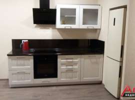 Срочная продажа . с хорошим ремонтом, мебелью и бытовой техникой в...