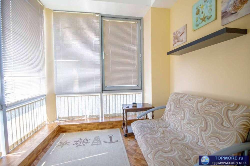 Продаю квартиру с дизайнерским ремонтом в центре Сочи. В шаговой доступности центральная набережная, остановка,... - 1