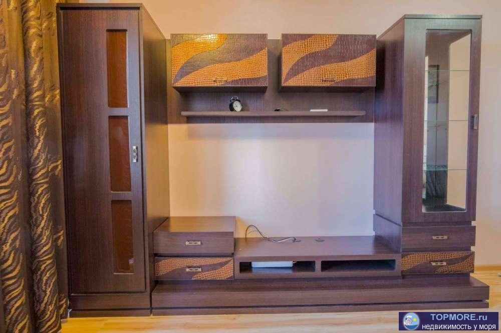 Продаю квартиру с дизайнерским ремонтом в центре Сочи. В шаговой доступности центральная набережная, остановка,... - 2