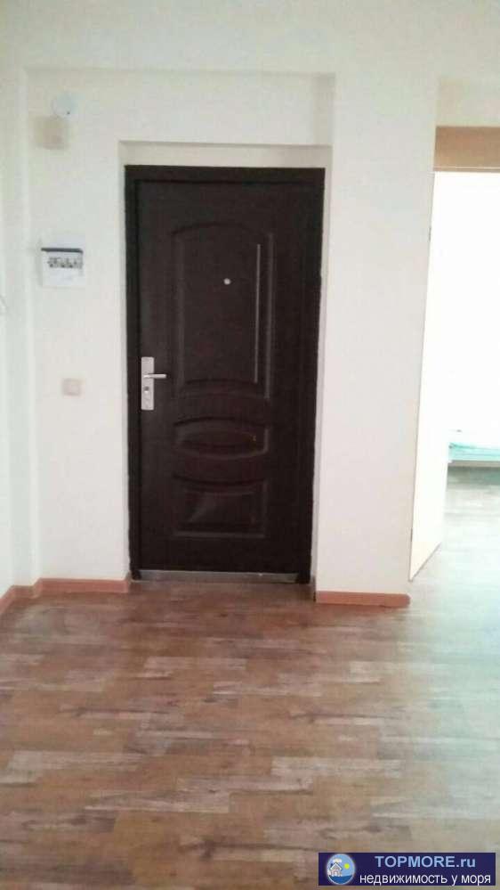 Продаю 3-х комнатную квартиру. Все комнаты изолированные,с/у раздельно. Центр,все рядом.через дорогу отель... - 2