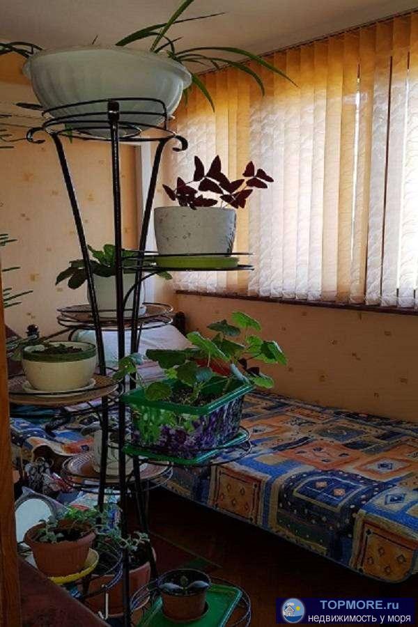 Продаю трехкомнатную квартиру площадью 87 кв. Светлая, уютная, окна выходят на обе стороны, в квартире три... - 1