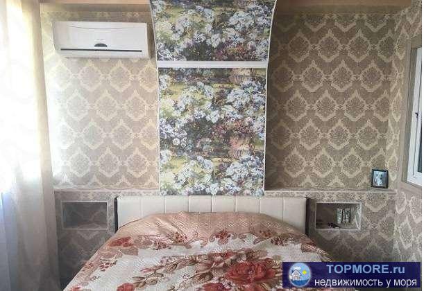 Продам двухкомнатную квартиру 61.8кв., +второй этаж 33кв. + парковочное место. С современным ремонтом. Вся мебель и...