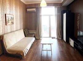 Площадь 58 метров квадратных. Вся суппа в договоре, проходят...