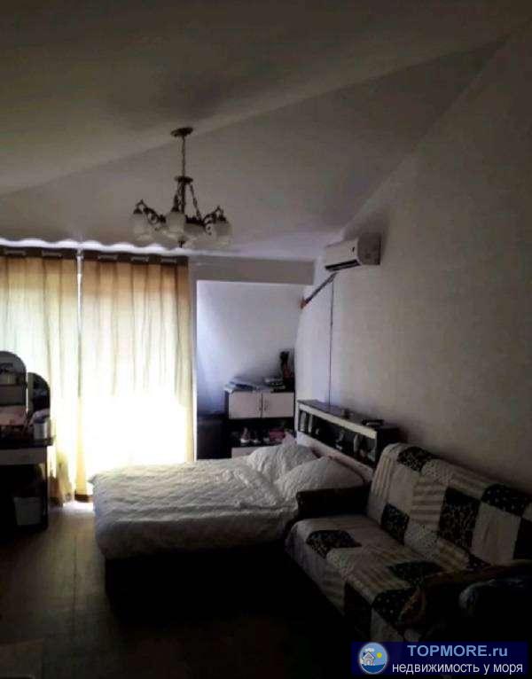 Ищете квартиру-студию с видом и на море, и на горы?Мансардный этаж,без балкона (можно пристроить как у соседей).В... - 1