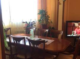 Продается шикарная квартира:кухня-гостиная, спальня, детская,...