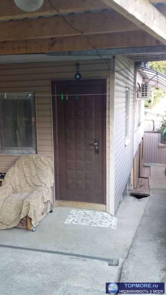 продам небольшой дом в вардане. В доме 2 комнаты . во дворе ессть небольшой капитальный дом с летней кухней для...