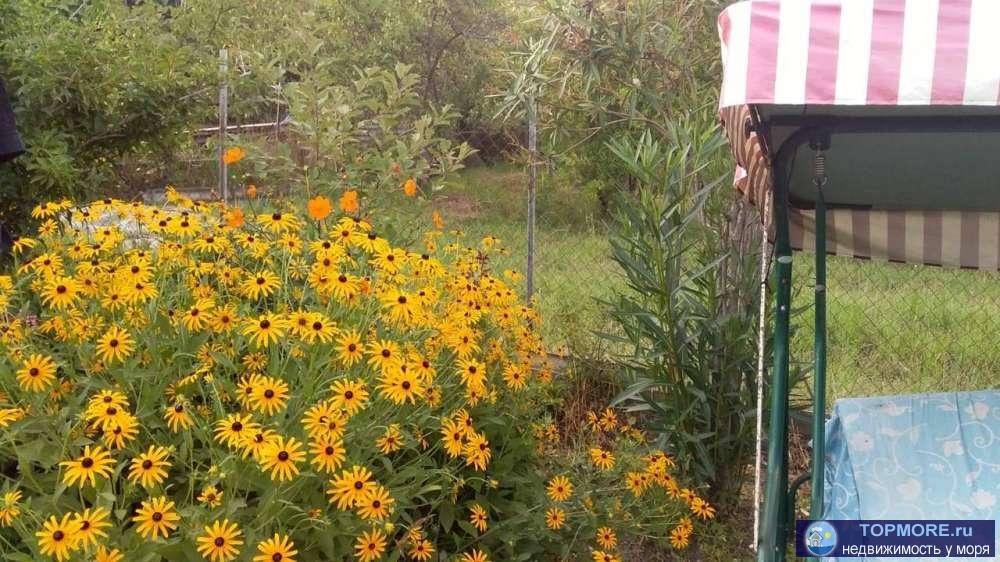 продам небольшой дом в вардане. В доме 2 комнаты . во дворе ессть небольшой капитальный дом с летней кухней для... - 2