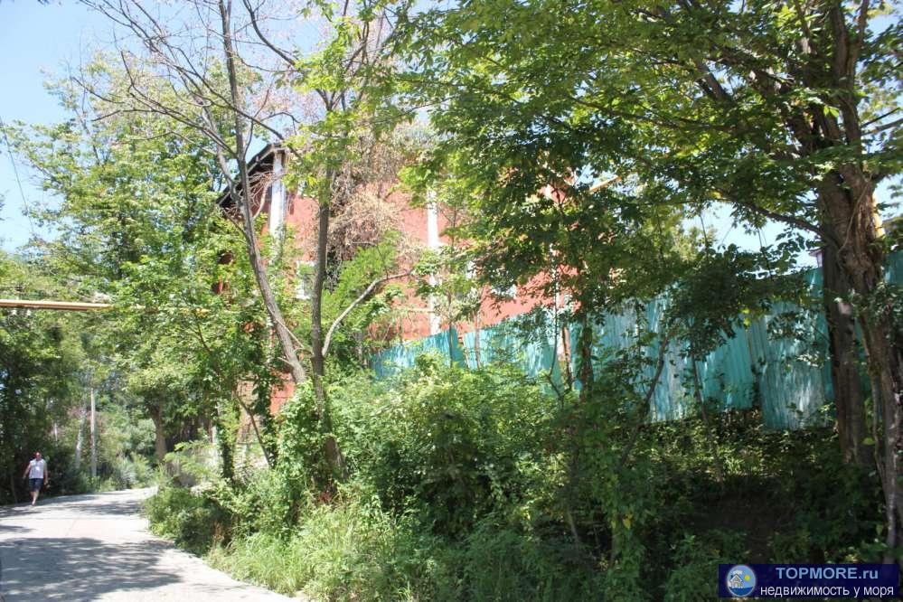 Продается прекрасный новый коттедж в районе Бытха. Расположен на Курортном проспекте, недалеко от санатория...