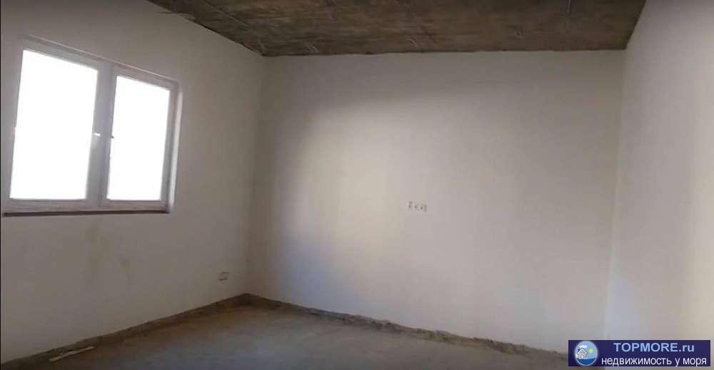 Продается коттедж 2 этажа 280 кв.м. в Мацесте ул.Измайловская 2 входа на двух хозяев. можно объеденить. На полу...