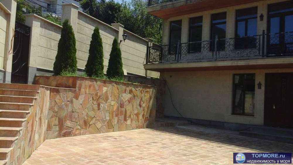 Продается трехэтажный жилой дом общей площадью 400 кв.м на 14 сот. земли в Хосте на  Новороссийском шоссе от моря 500... - 2