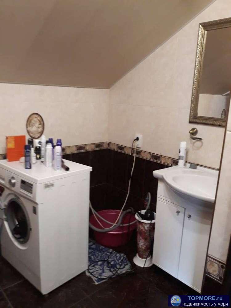 Продается Двухэтажный дом в Адлере, потрясающий вид на горы, реку. Возле дома два действующих магазина (продуктовый -... - 1