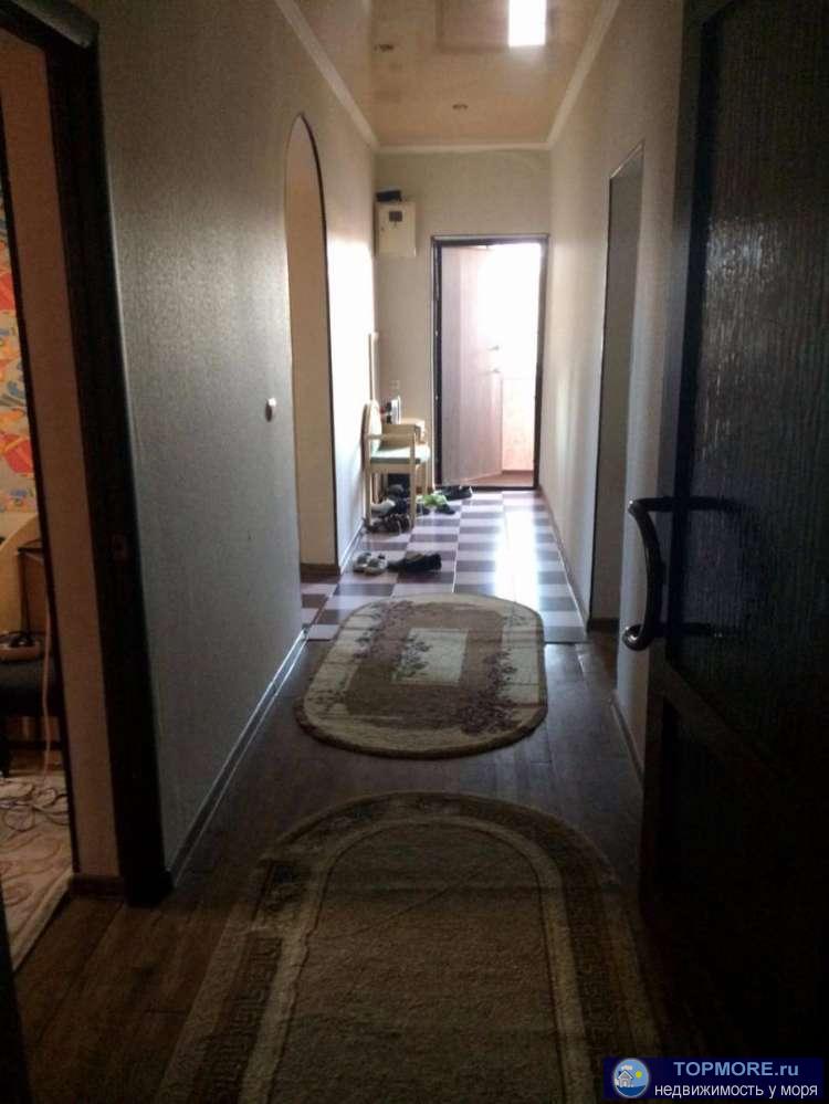 Дом полностью укомплектованный, готов к проживанию, коммуникации центральные, парковка, инфрастуктура вся в пешей... - 2