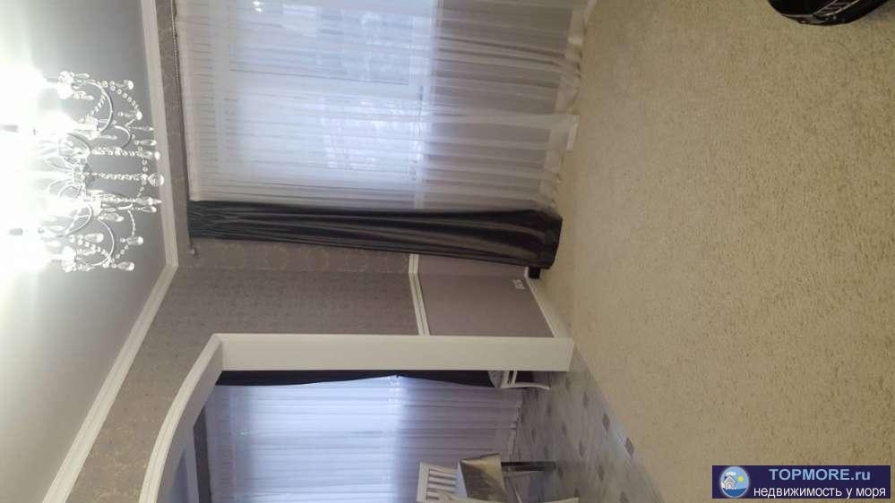 Продам просторный дом с хорошим ремонтом в районе Донской - ст прогресс-1. Общая площадь 210 кв.м., 2 балкона,... - 2