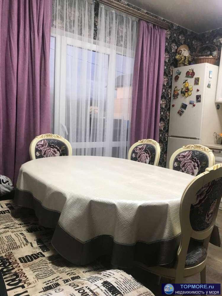 Продается 2-х этажный дом с собственным коммерческим помещением.Звоните по тел. отвечу на все Ваши вопросы. - 1