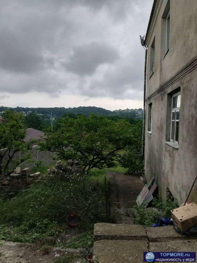 Продается дом 200 кв.м. в с. Черешня. Расположен в хорошем месте, вдоль центральной дороги. Рядом остановка и школа.... - 2