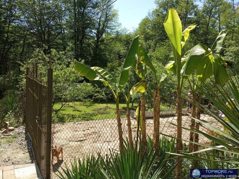 Не дорогой,уютный 3 х этажный дом в Верхнем Юрте.Идеален для дачи.До морвокзала 12 км.,остановка автобуса и магазины... - 1