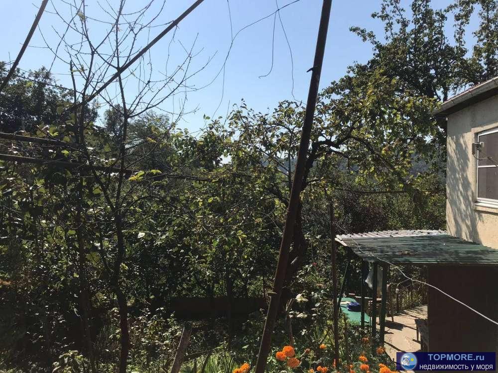 Продается дом с участком 16 соток ,На первом этаже, кухня столовая , 3 спальни, зал, на втором этаже 2 спальни.... - 1