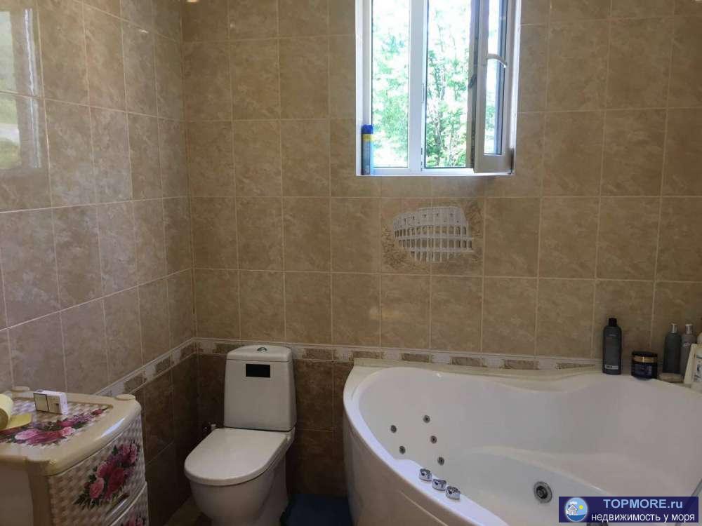 Продается удобный просторный дом на улице Абовяна. Дом 200кв.м. В доме 2 этажа. Выполнен качественный ремонт. Дом... - 1