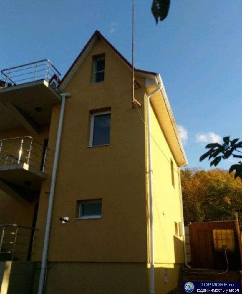 ИЖС прописаться можно! Всё есть кроме газа! Особо никто не жил! Утеплён!Видеонаблюдение,3 этаж +этаж подвал - 1