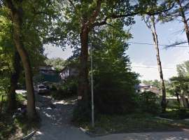 Дом в черновой отделке, возведен 1й этаж, проведены коммуникации...