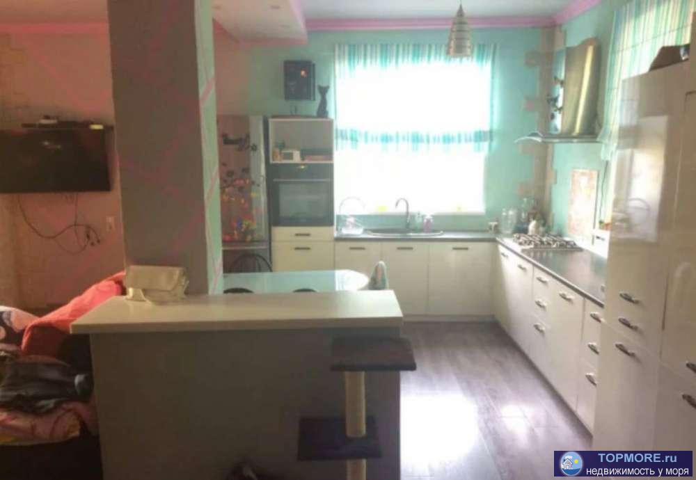 Срочно продаю дом в живописном месте, с видом на гору Ахун. Строили для себя, с любовью. Год постройки 2011. Дом 92... - 1