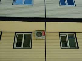  2 спаренных гаража с машиноместом. Первый этаж- прихожая, душ,...