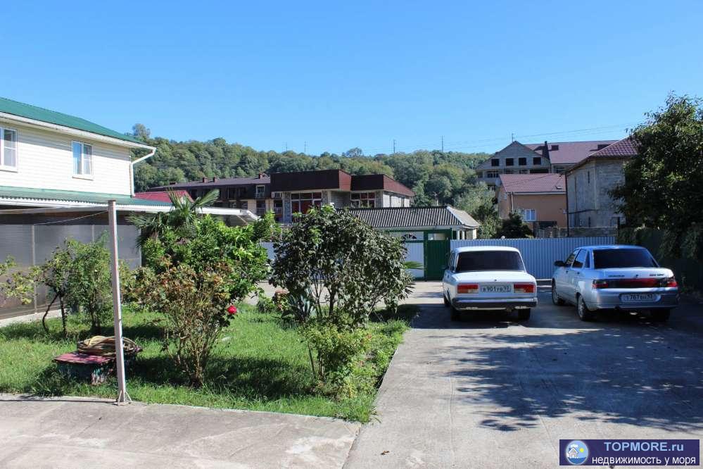 Продается дом недалеко от аэропорта,на улице Ивановской.  Дом 2-х этажный,на каждом этаже сан.узел.Участок ровный,в... - 2