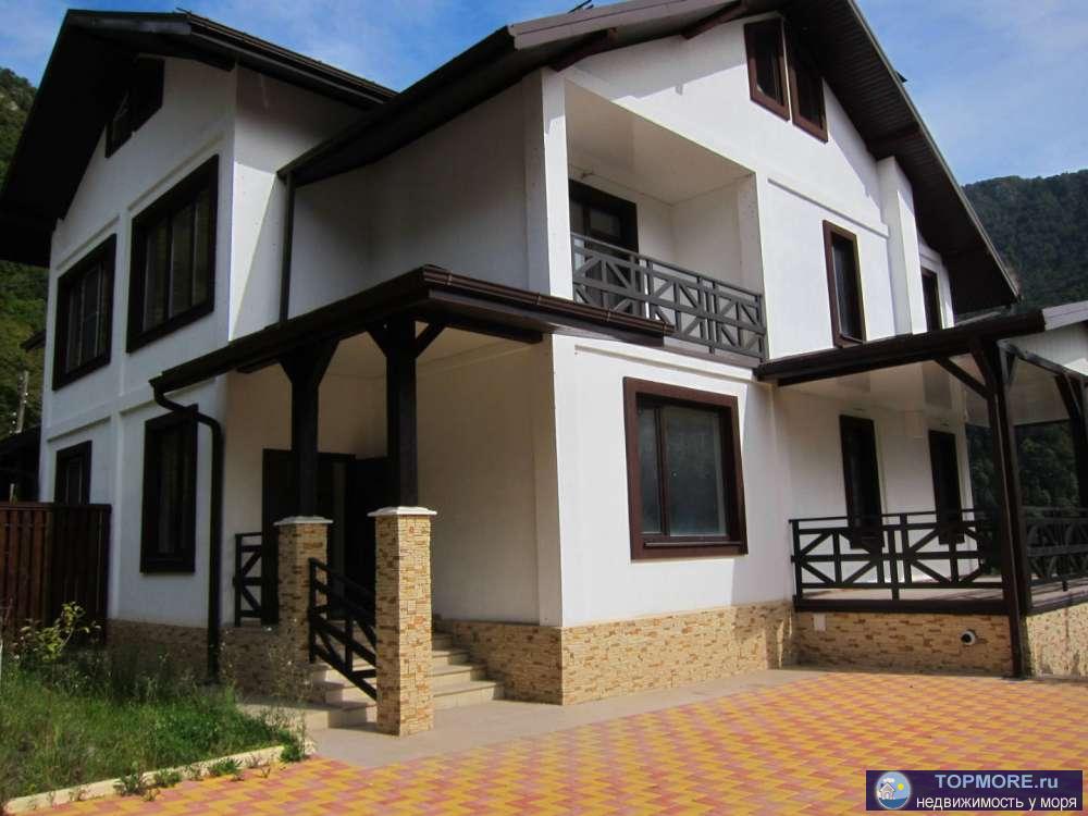 Продается коттедж с чистовой отделкой в закрытом коттеджном квартале по дороге на Красную поляну. Очень тихое,...