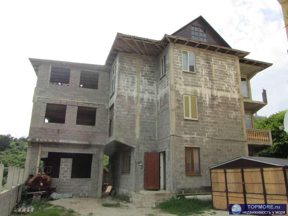 Продаю новый дом с частичной  отделкой ( 1 этаж ),собственник профессиональный строитель,выдержанны все нормативы,дом...