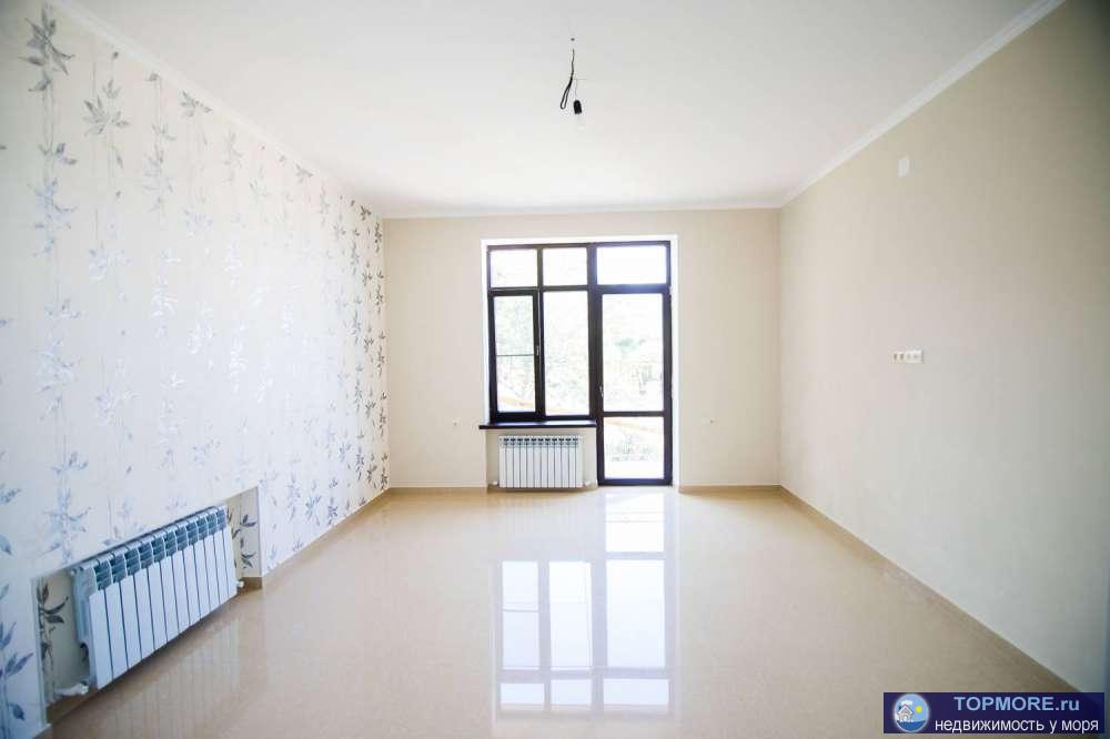 Предлагается коттедж в спальном районе центрального Сочи. Строение из 2 этажей общей площадью 520 м2 выполнено по... - 2